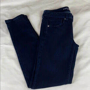 American Eagle Outfitter Women’s 2R Stretchy Dark Wash Skinny Leg Jean